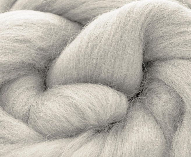 Dyed Merino Top - Pearl / 18.5mic