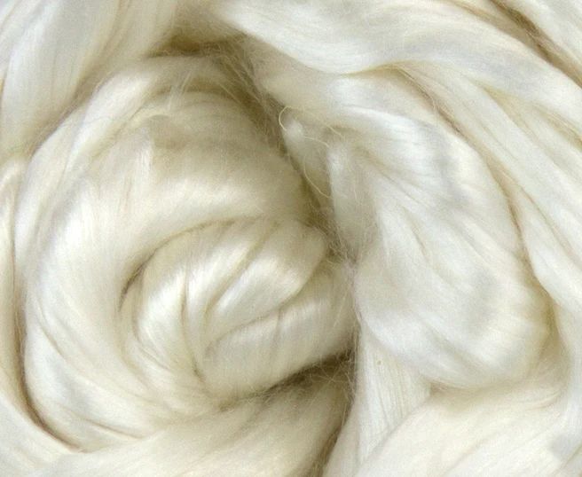 Cultivated (Mulberry) Silk - Spinning Fiber / 2oz – Laughing Lamb Fibers