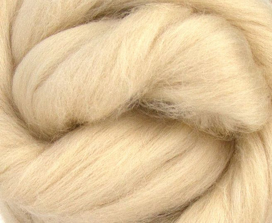 Dyed Merino Top - Sandstone / 23mic